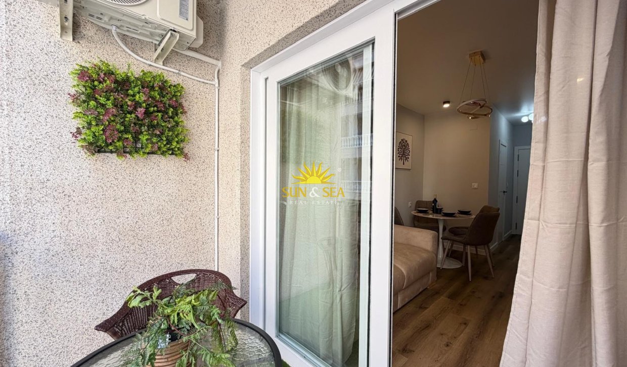 Resale - Studio apartment - Torrevieja - torrevieja