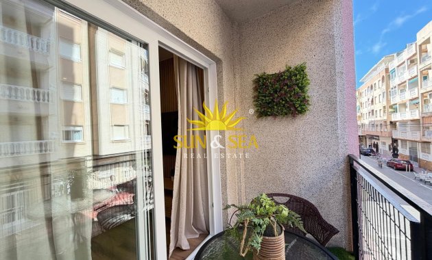 Resale - Studio apartment - Torrevieja - torrevieja