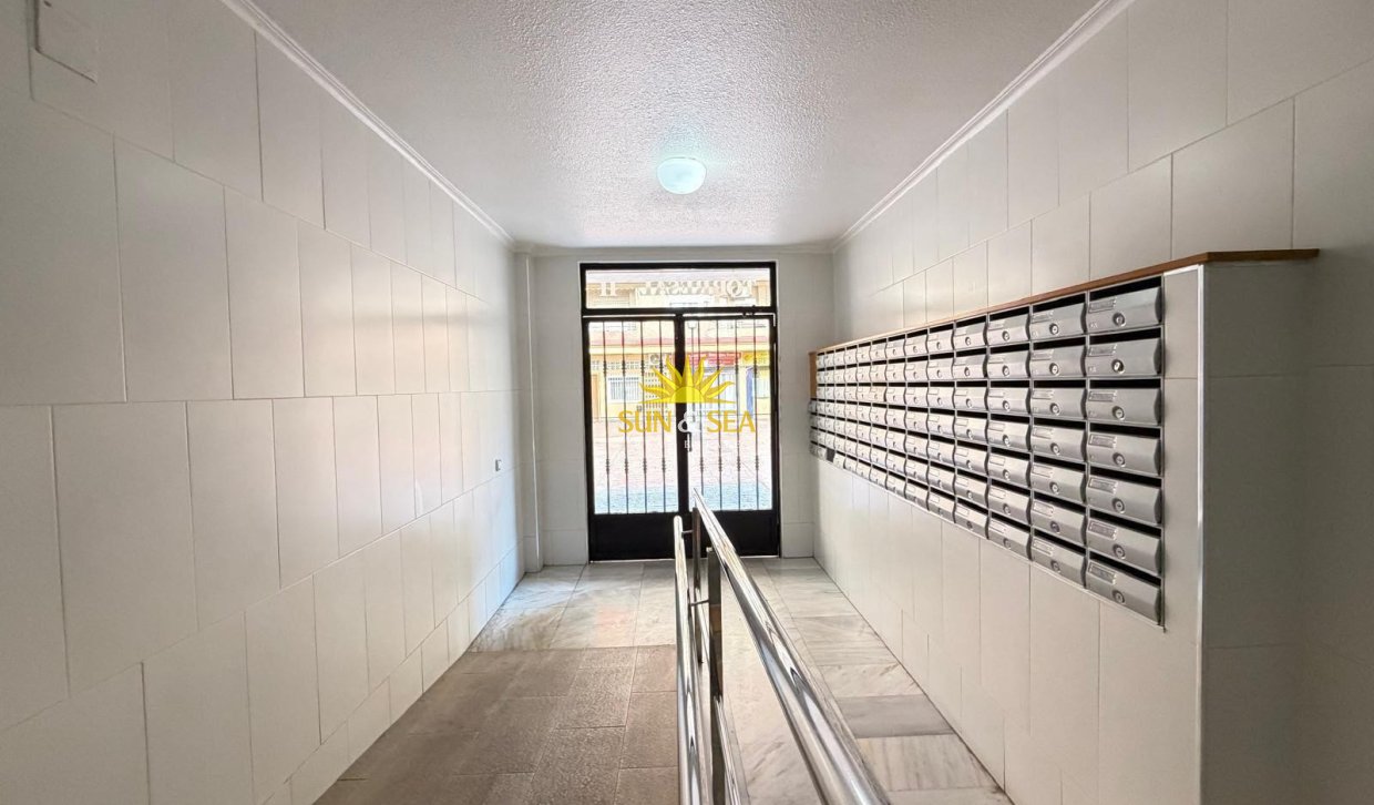 Resale - Studio apartment - Torrevieja - torrevieja