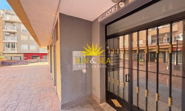 Resale - Studio apartment - Torrevieja - torrevieja