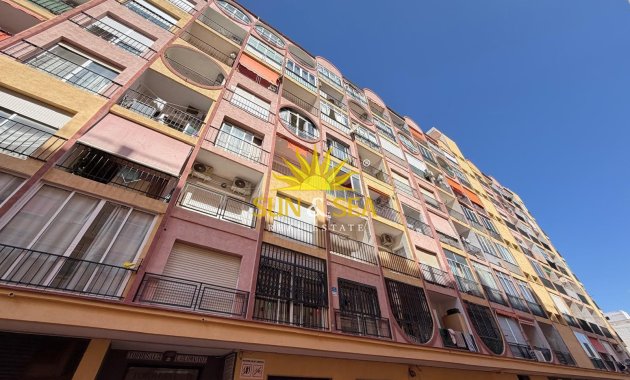 Resale - Studio apartment - Torrevieja - torrevieja