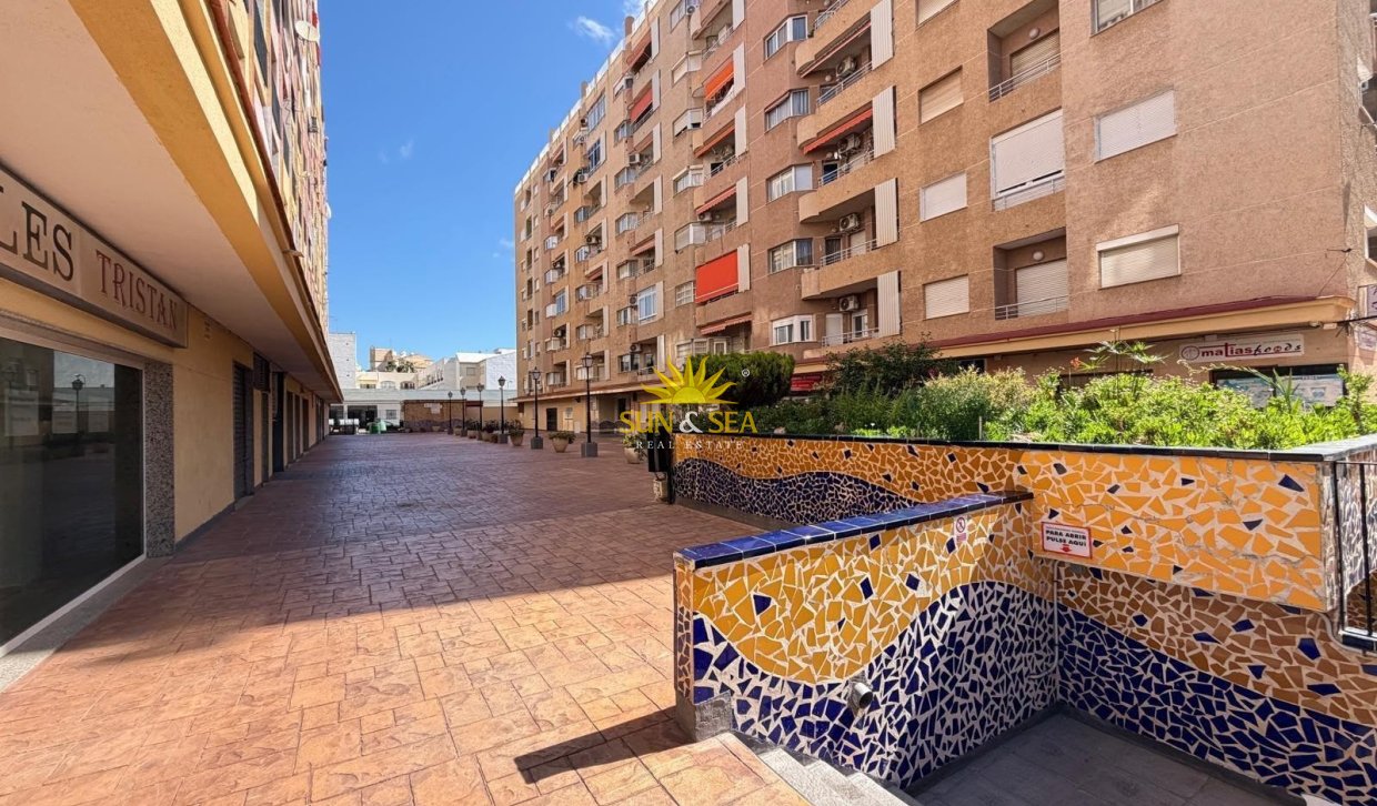 Resale - Studio apartment - Torrevieja - torrevieja