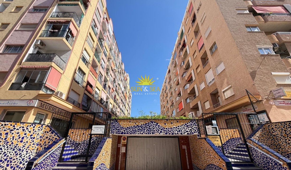 Resale - Studio apartment - Torrevieja - torrevieja