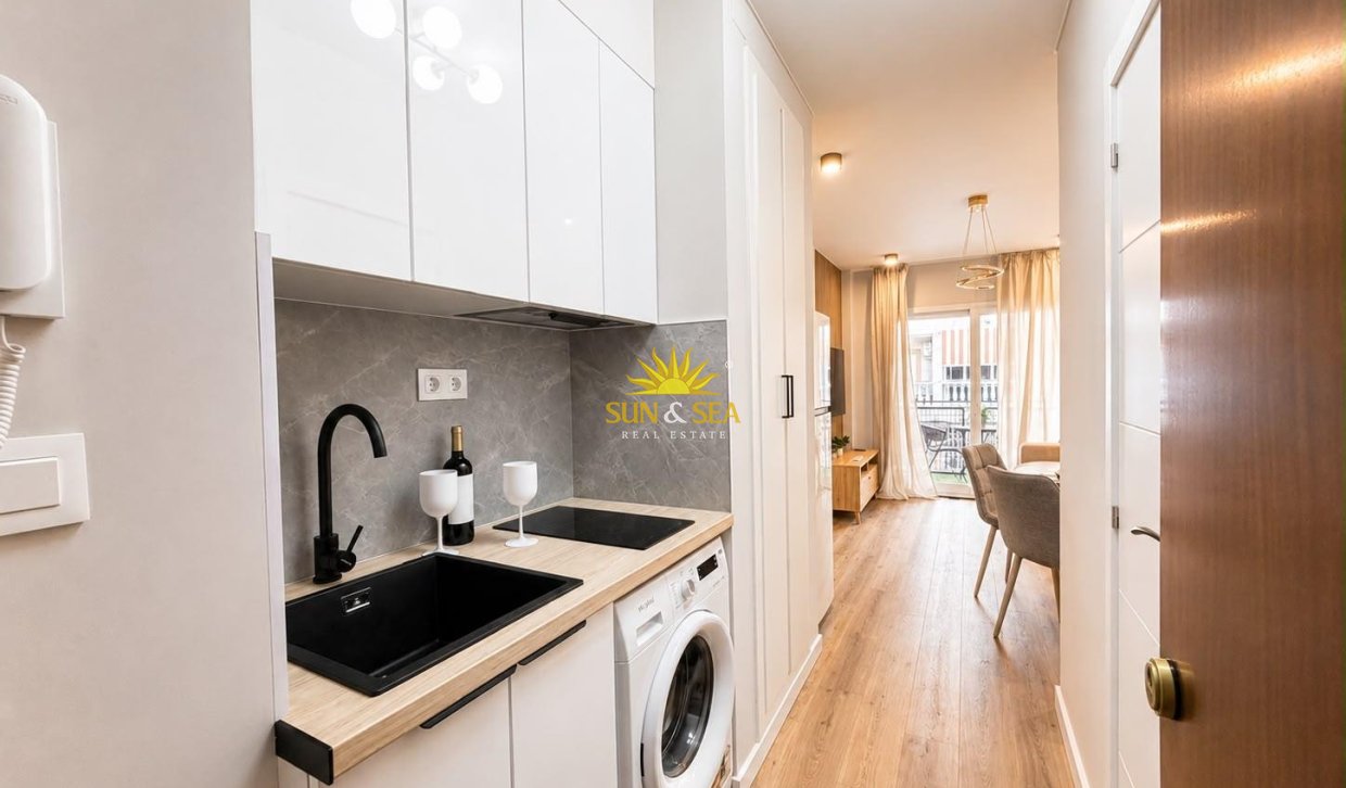 Resale - Studio apartment - Torrevieja - torrevieja
