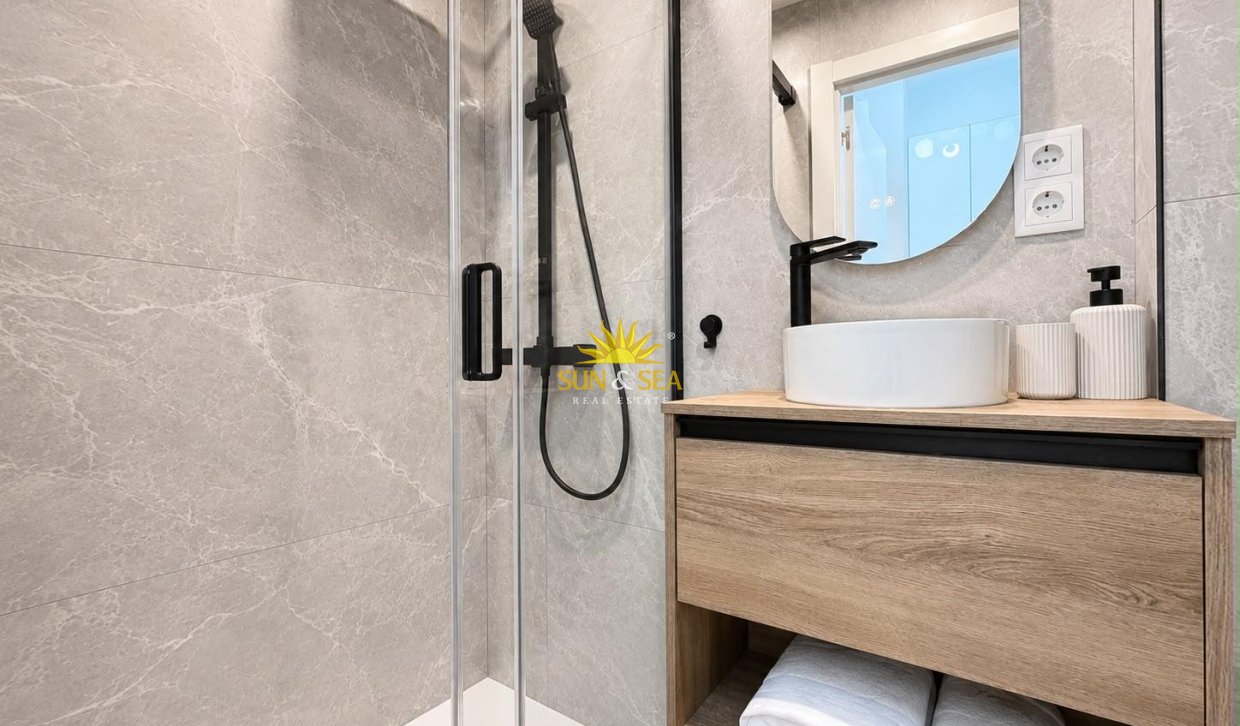 Resale - Studio apartment - Torrevieja - torrevieja