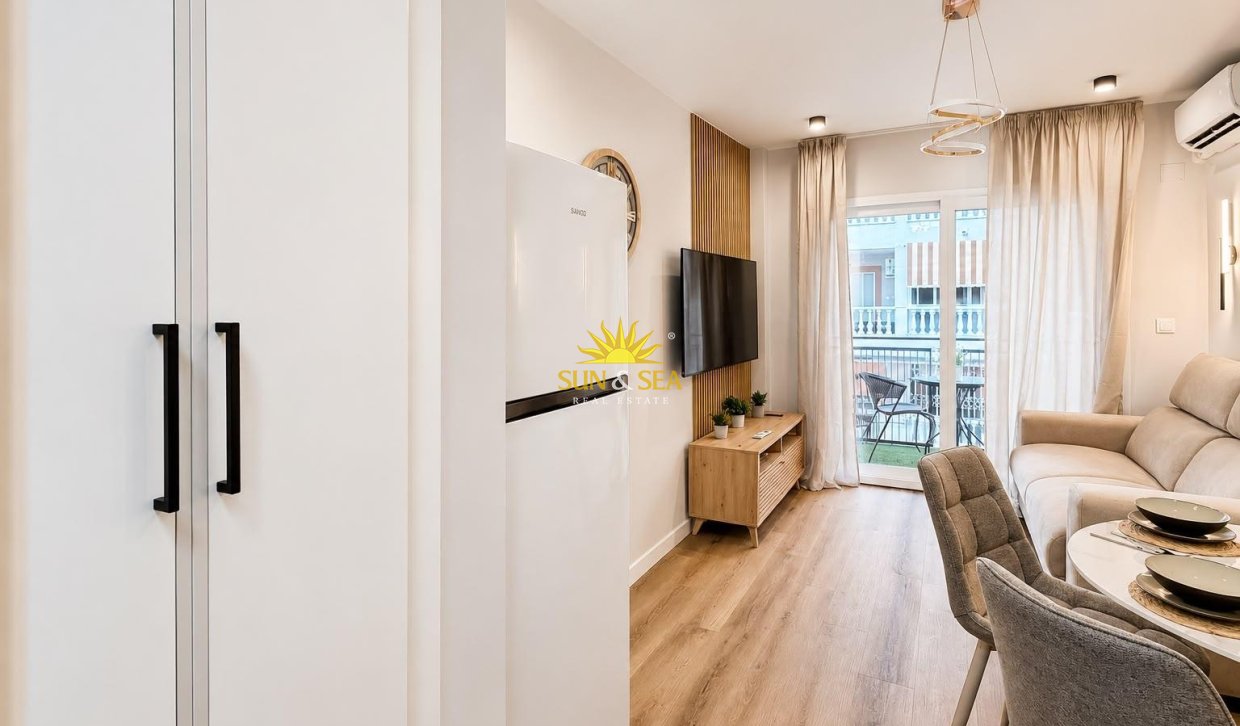 Resale - Studio apartment - Torrevieja - torrevieja