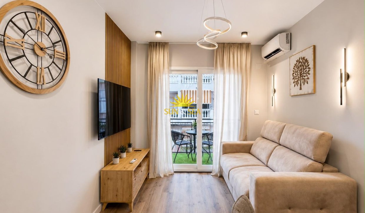 Resale - Studio apartment - Torrevieja - torrevieja