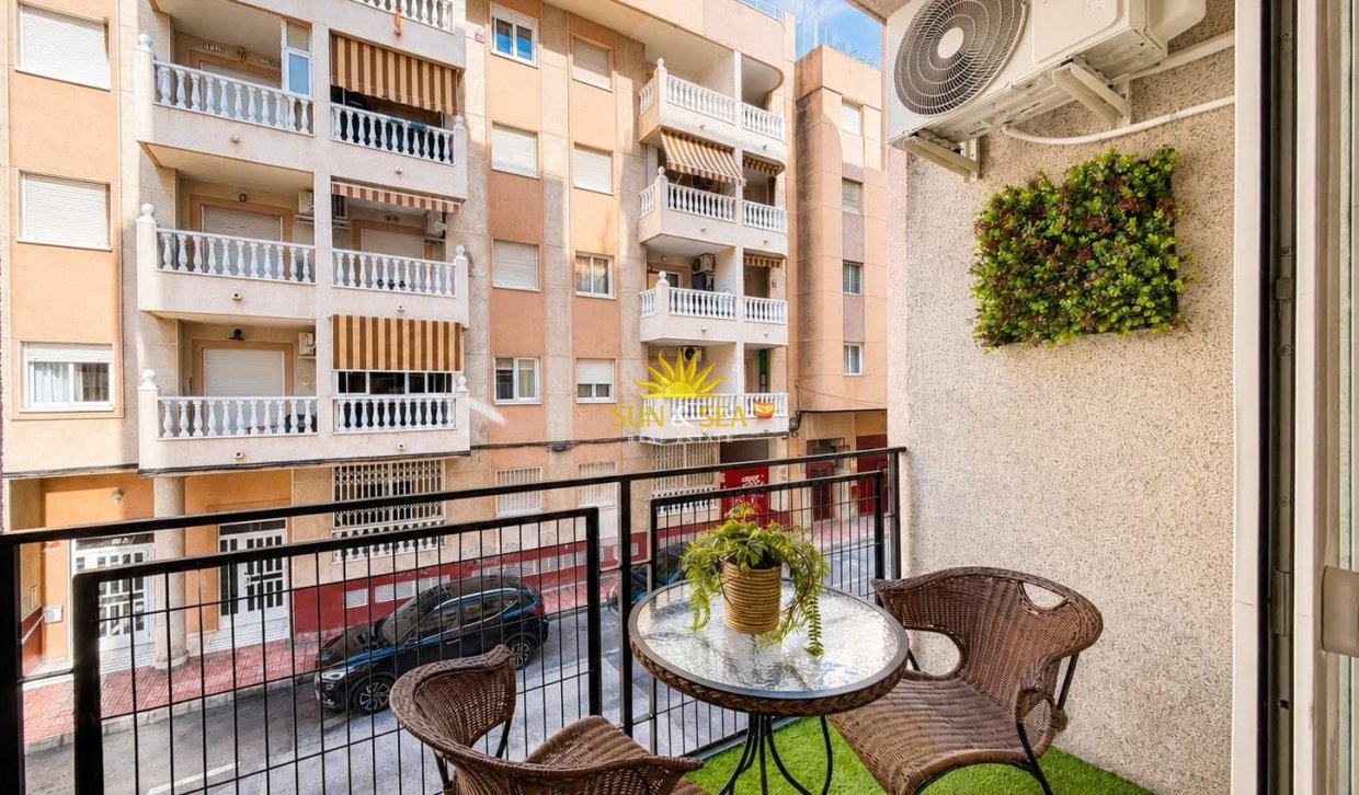 Resale - Studio apartment - Torrevieja - torrevieja