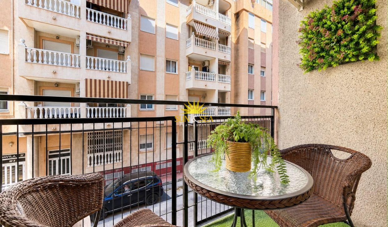 Resale - Studio apartment - Torrevieja - torrevieja