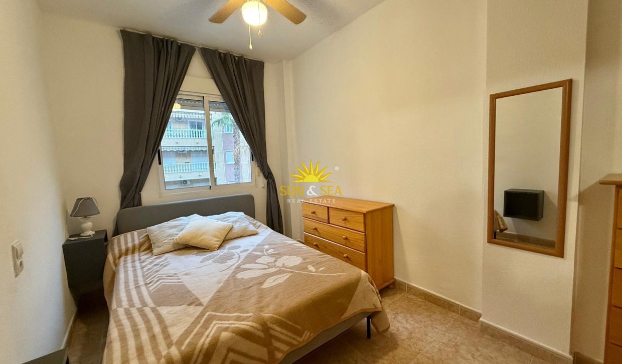 Herverkoop - Appartement - Torrevieja - Parque las naciones