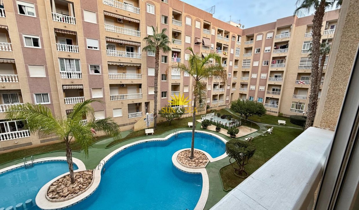 Herverkoop - Appartement - Torrevieja - Parque las naciones