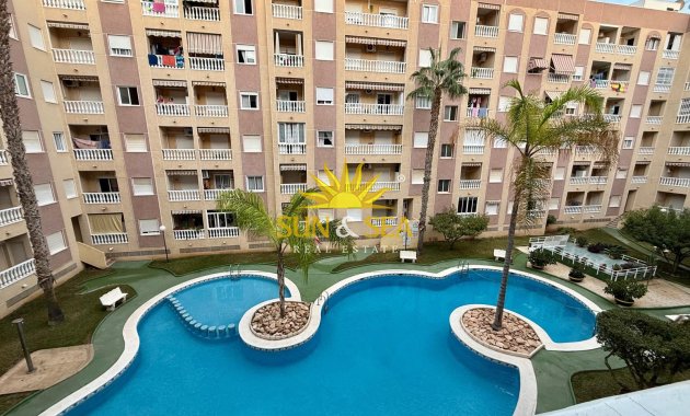 Herverkoop - Appartement - Torrevieja - Parque las naciones