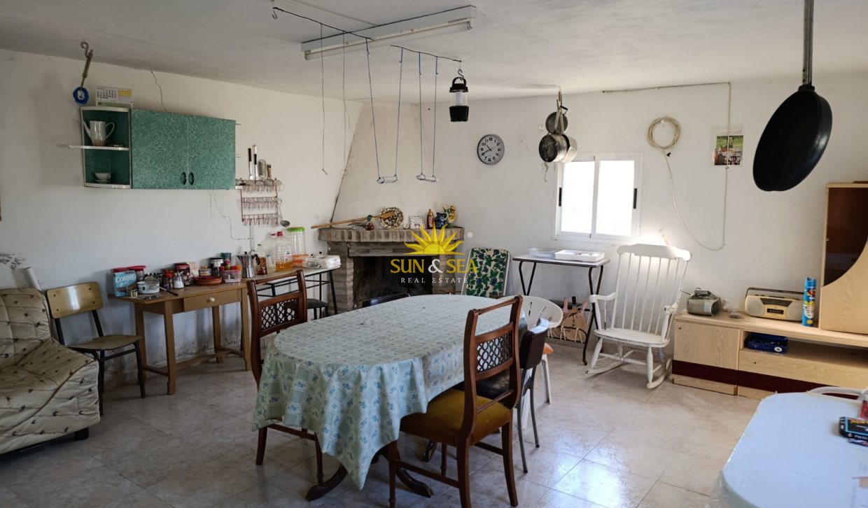 Resale - Finca -  - San Miguel de Salinas