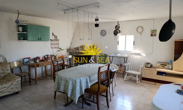 Resale - Finca -  - San Miguel de Salinas