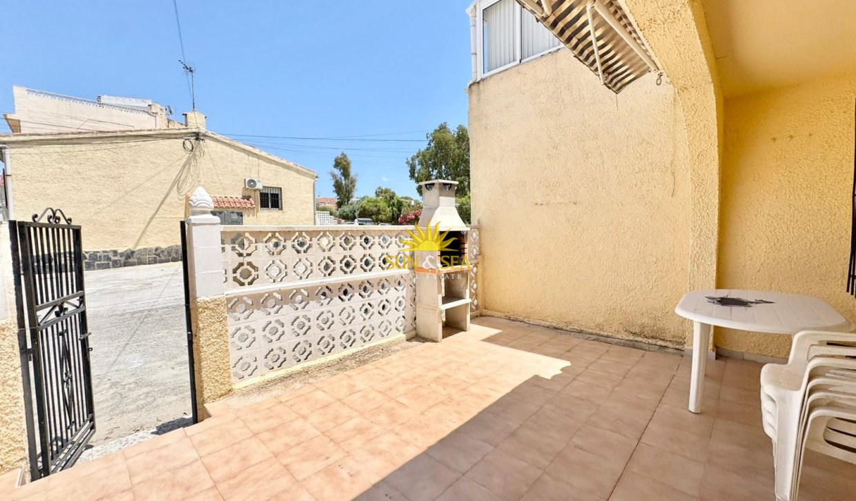 Alquiler a largo plazo - Chalet adosado - San Fulgencio
