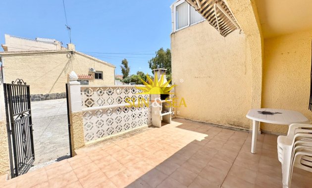 Alquiler a largo plazo - Chalet adosado - San Fulgencio