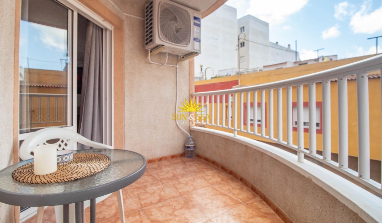 Reventa - Apartamento - Torrevieja - Centro