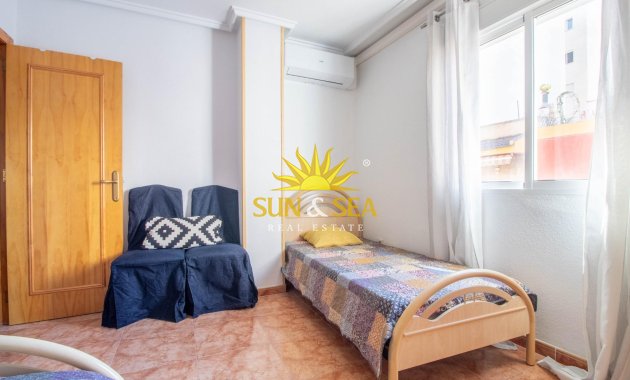 Reventa - Apartamento - Torrevieja - Centro