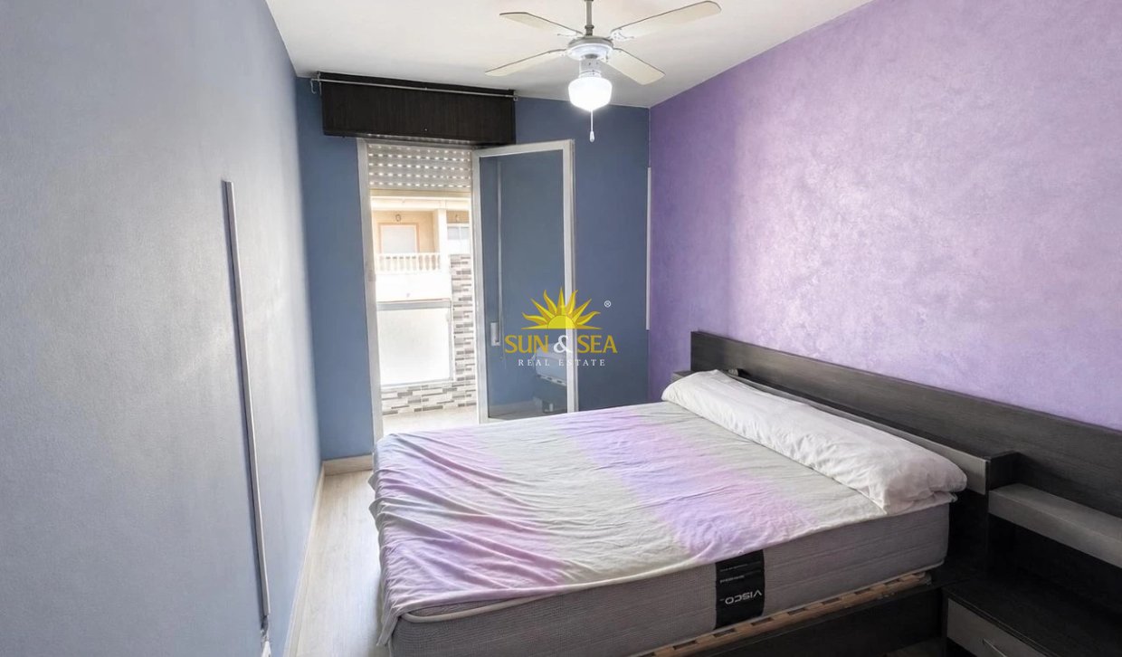 Resale - Apartment - Torrevieja - El Acequión - Los Náufragos