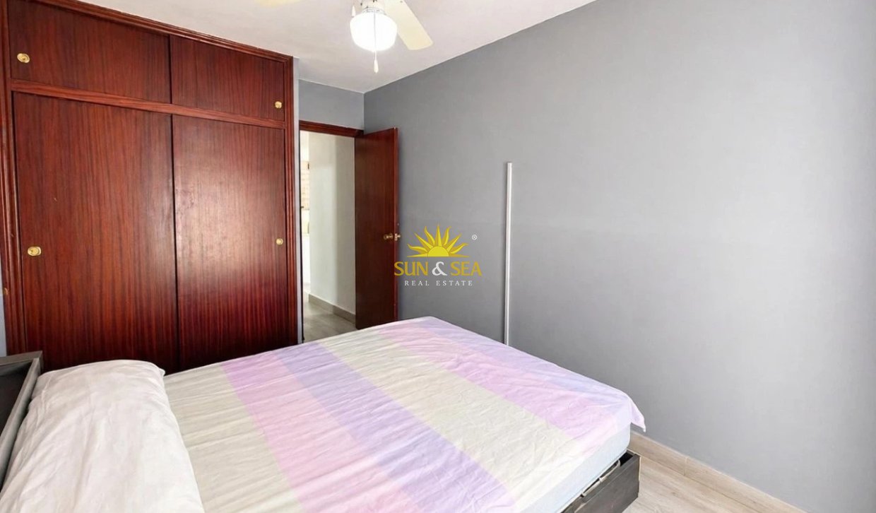 Resale - Apartment - Torrevieja - El Acequión - Los Náufragos
