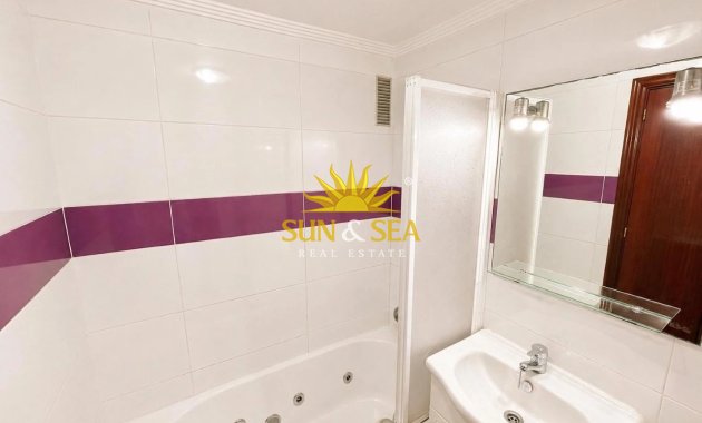 Resale - Apartment - Torrevieja - El Acequión - Los Náufragos