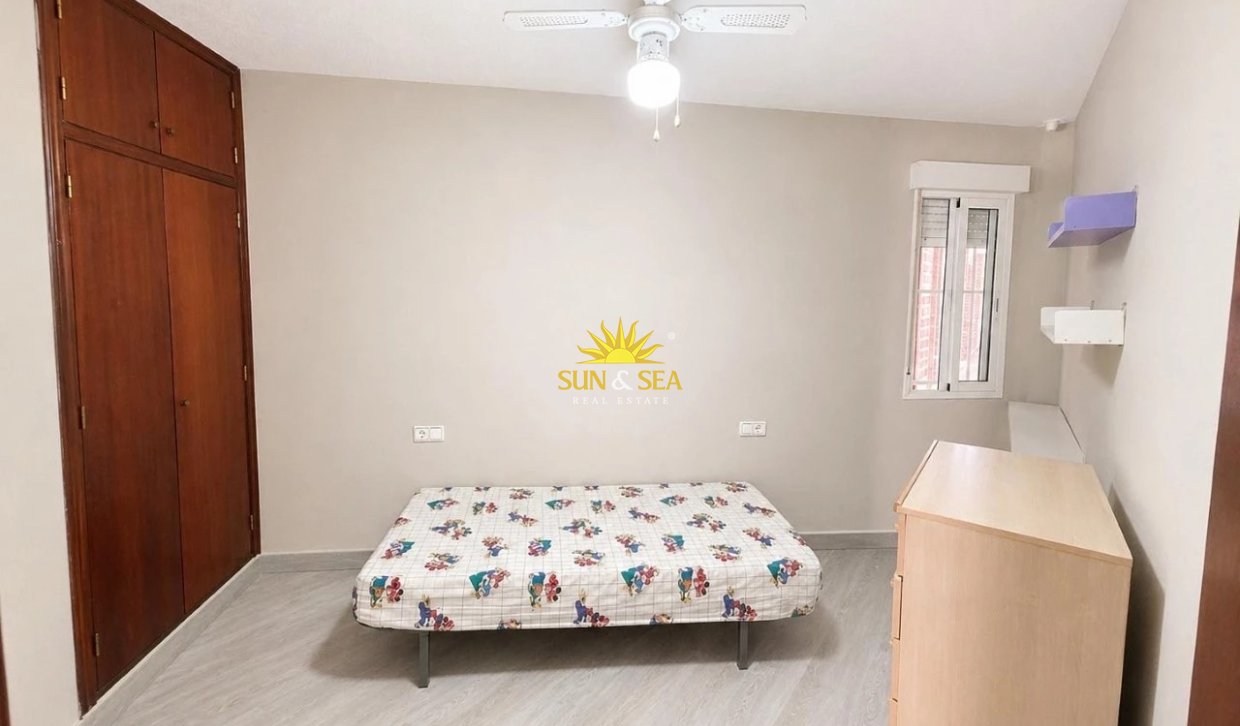 Resale - Apartment - Torrevieja - El Acequión - Los Náufragos