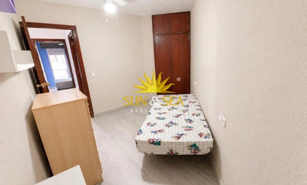 Resale - Apartment - Torrevieja - El Acequión - Los Náufragos