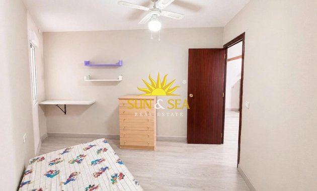 Resale - Apartment - Torrevieja - El Acequión - Los Náufragos