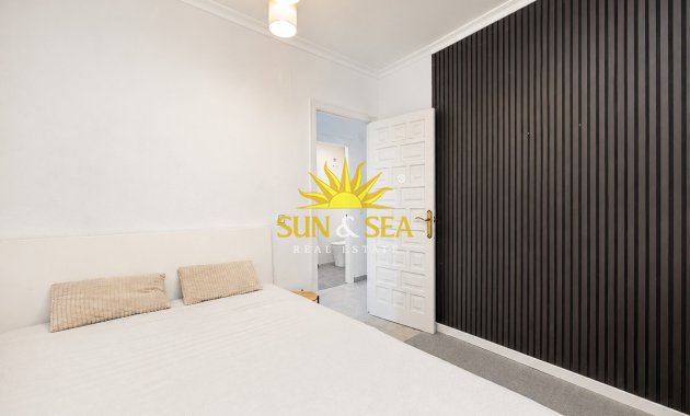 Reventa - Apartamento - Torrevieja - Playa de los Locos