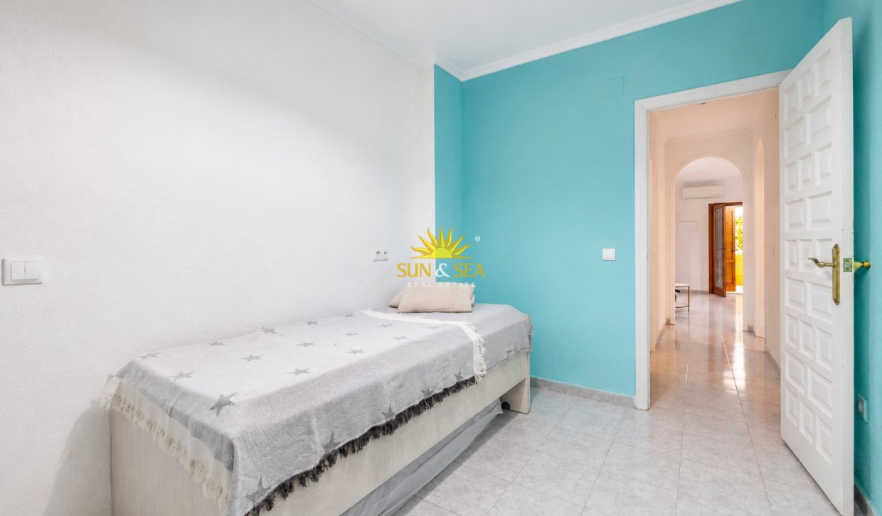 Reventa - Apartamento - Torrevieja - Playa de los Locos
