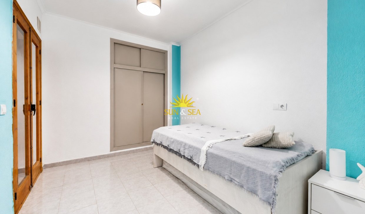 Reventa - Apartamento - Torrevieja - Playa de los Locos