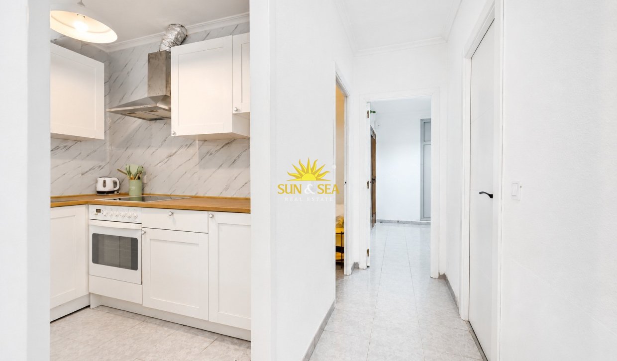 Reventa - Apartamento - Torrevieja - Playa de los Locos