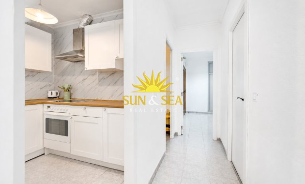 Reventa - Apartamento - Torrevieja - Playa de los Locos