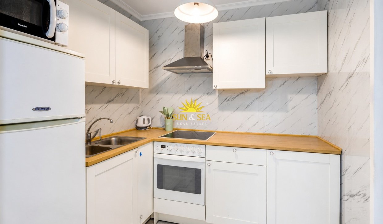 Reventa - Apartamento - Torrevieja - Playa de los Locos