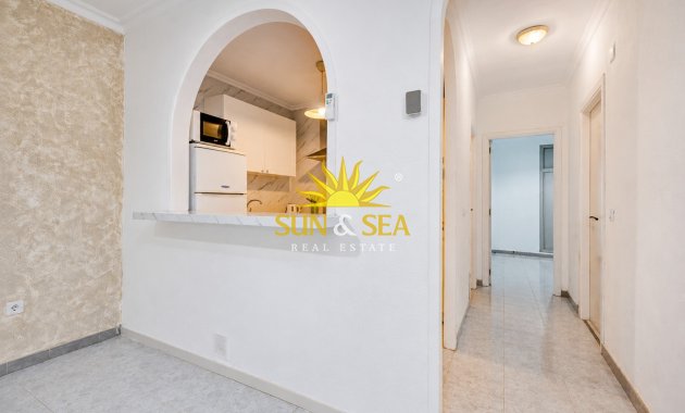 Reventa - Apartamento - Torrevieja - Playa de los Locos