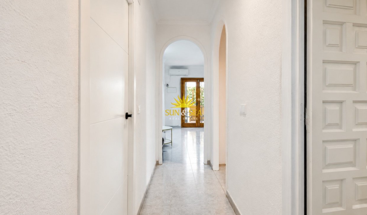 Reventa - Apartamento - Torrevieja - Playa de los Locos