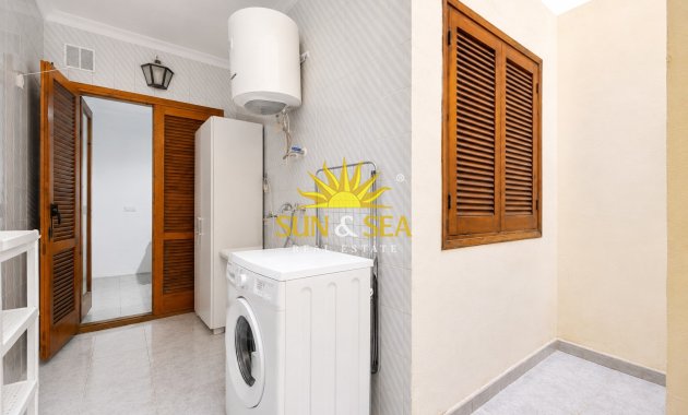 Reventa - Apartamento - Torrevieja - Playa de los Locos
