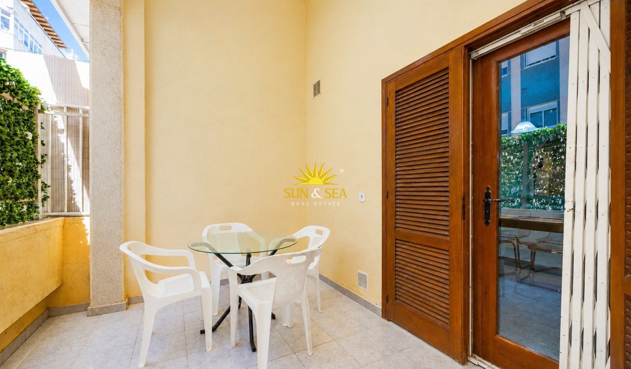 Reventa - Apartamento - Torrevieja - Playa de los Locos