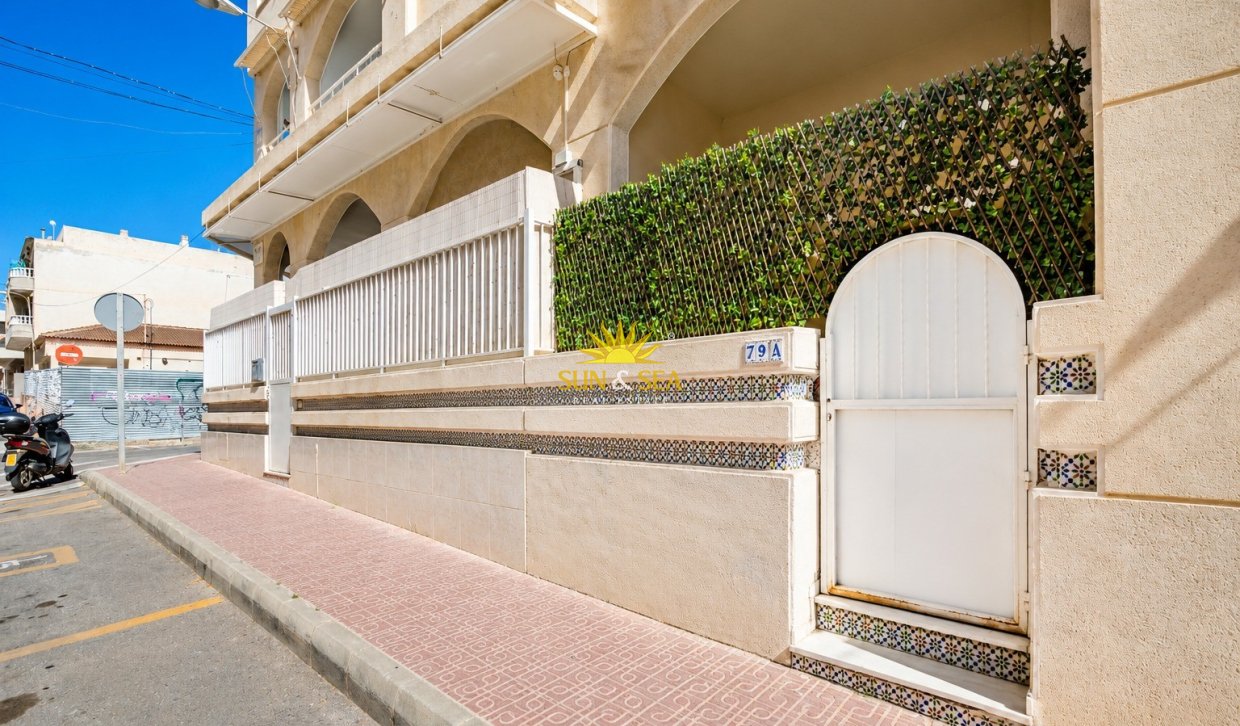 Reventa - Apartamento - Torrevieja - Playa de los Locos