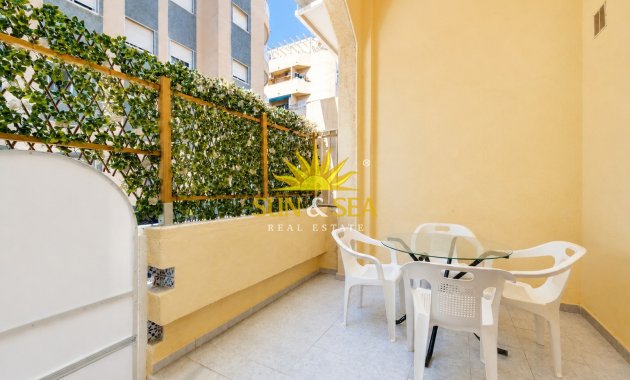 Reventa - Apartamento - Torrevieja - Playa de los Locos