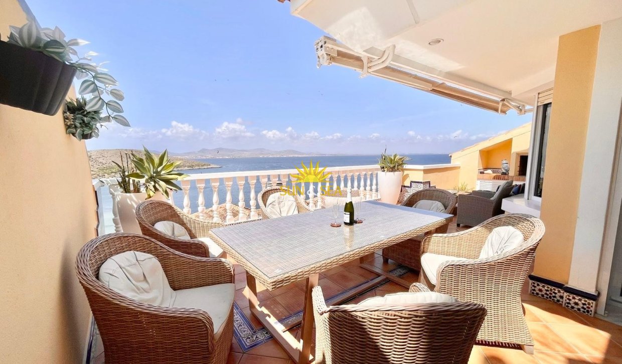 Alquiler a largo plazo - Villa / Semi separado - La Manga del Mar Menor - La Manga Del Mar Menor