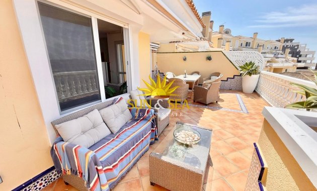 Alquiler a largo plazo - Villa / Semi separado - La Manga del Mar Menor - La Manga Del Mar Menor