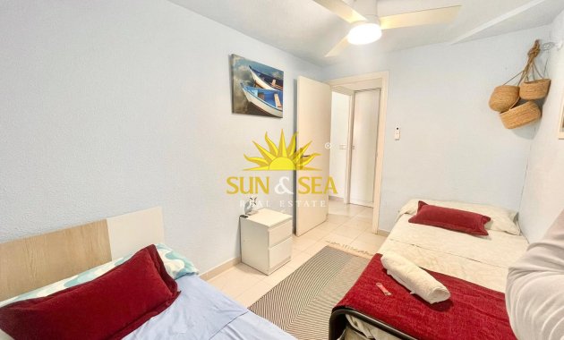 Alquiler a largo plazo - Villa / Semi separado - La Manga del Mar Menor - La Manga Del Mar Menor