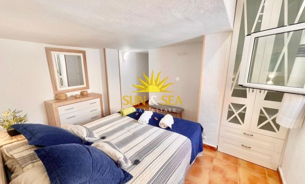 Alquiler a largo plazo - Villa / Semi separado - La Manga del Mar Menor - La Manga Del Mar Menor