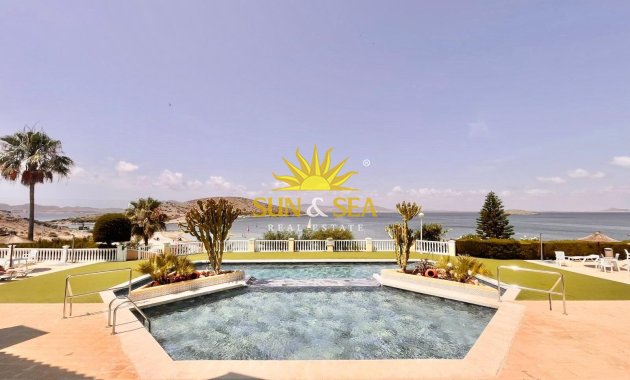 Alquiler a largo plazo - Villa / Semi separado - La Manga del Mar Menor - La Manga Del Mar Menor