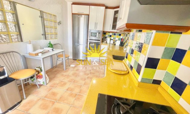 Alquiler a largo plazo - Villa / Semi separado - La Manga del Mar Menor - La Manga Del Mar Menor