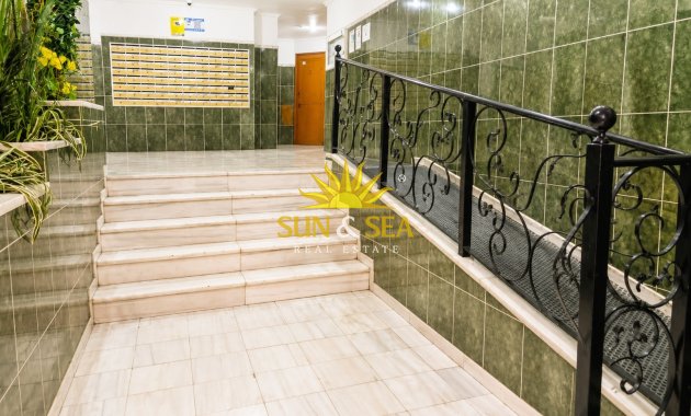 Revente - Studio apartment - Torrevieja - Acequion