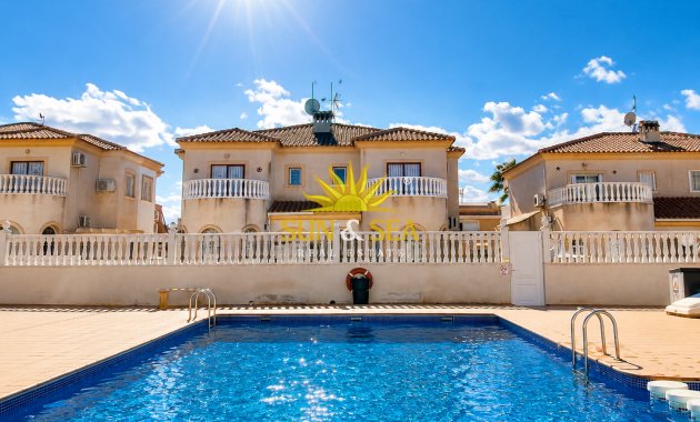 Location à long terme - Villa - Torrevieja - Aguas Nuevas