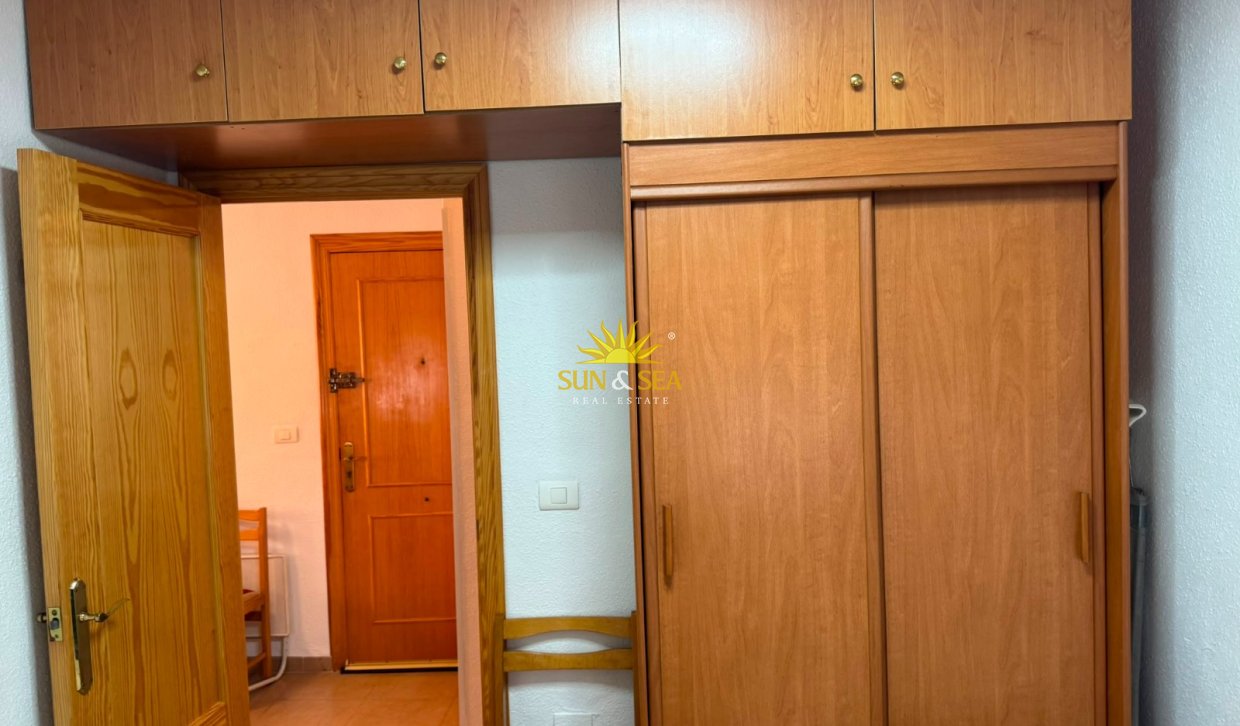 Alquiler a largo plazo - Apartamento - Santiago de la ribera - Santiago de la Ribera