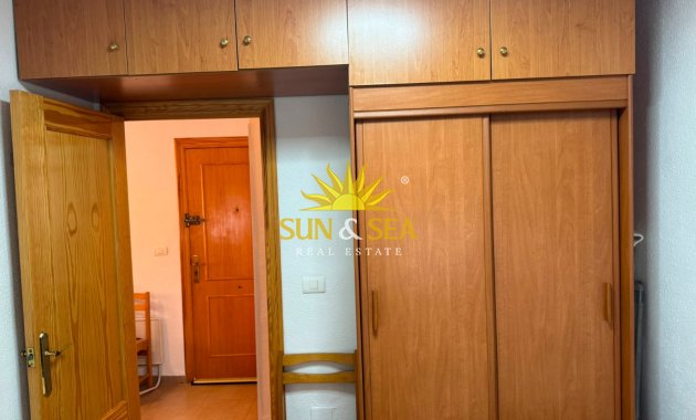 Alquiler a largo plazo - Apartamento - Santiago de la ribera - Santiago de la Ribera